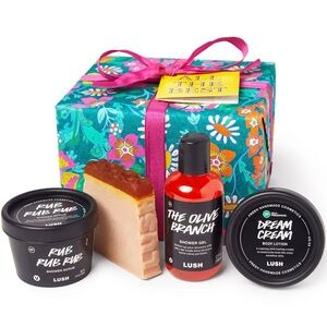 Lush Vibrant Bath Set - Red, Black, and Pink
